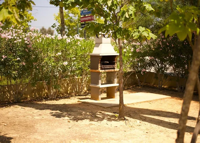Albur Village